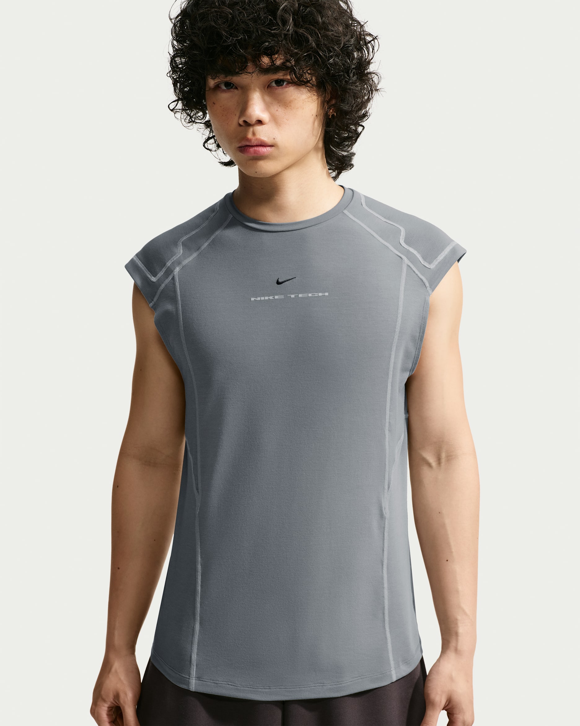Na.e Mesh Sleeveless Greige メッシュ Nike Tech Men's Dri-FIT Sleeveless Top. Nike.com